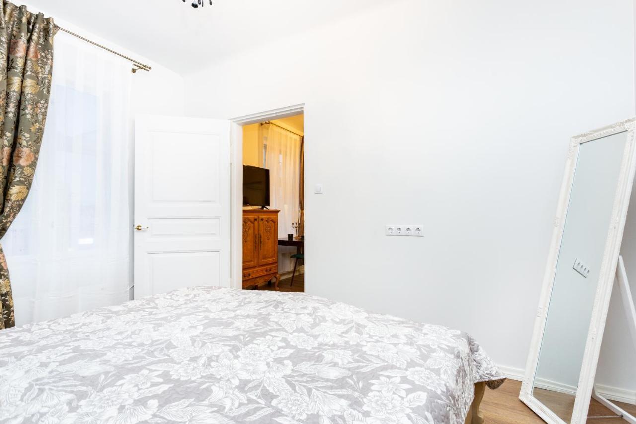 Easyrentals By 塔林